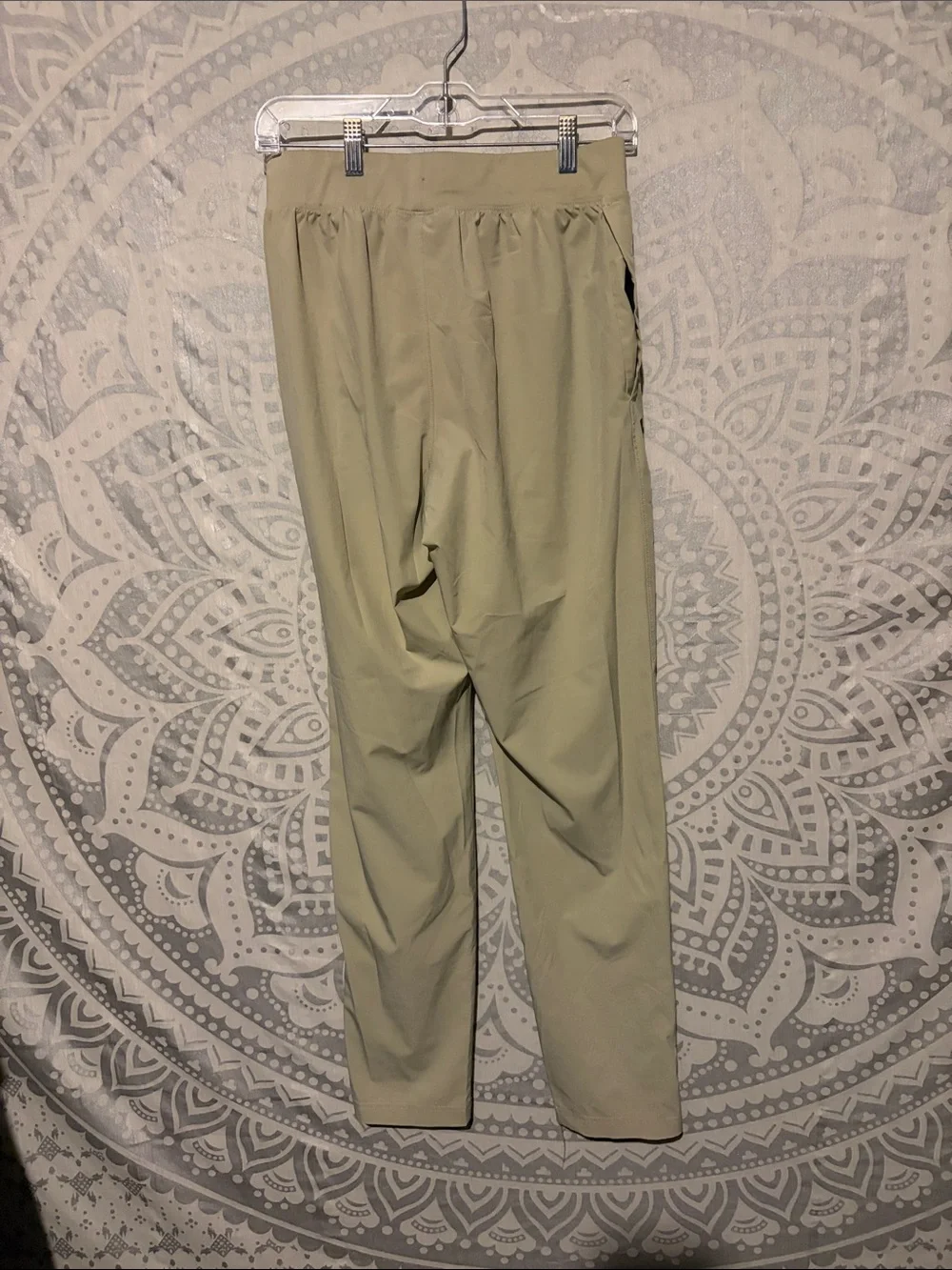 Lightweight Tapered Jogger Active Pants Beige Khaki Small⁠